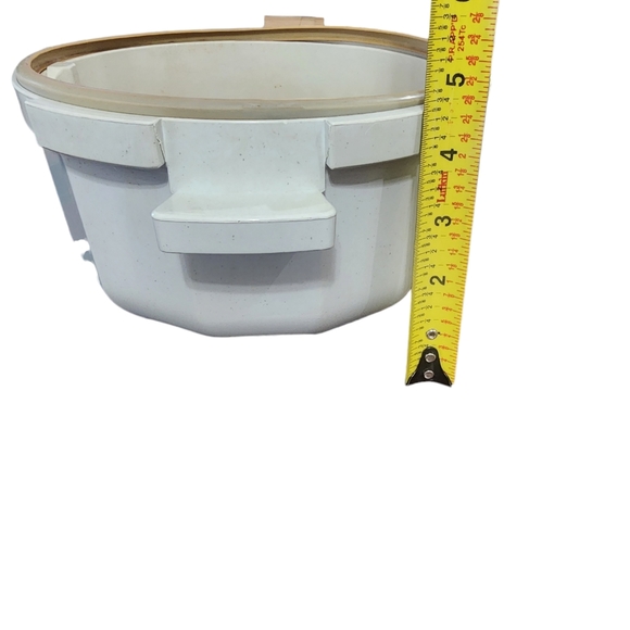 Betty Crocker Tender Cooker for the Microwave - Picture 7 of 8